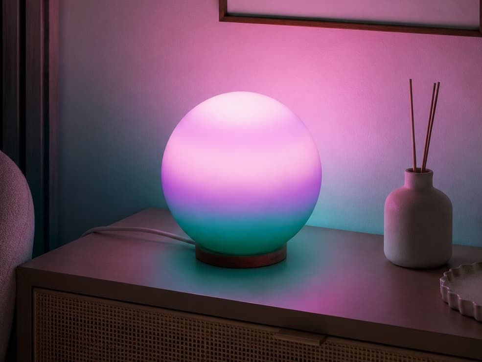 Deep Purple table lamp by J. J. Finnbogason — Nachttisch
